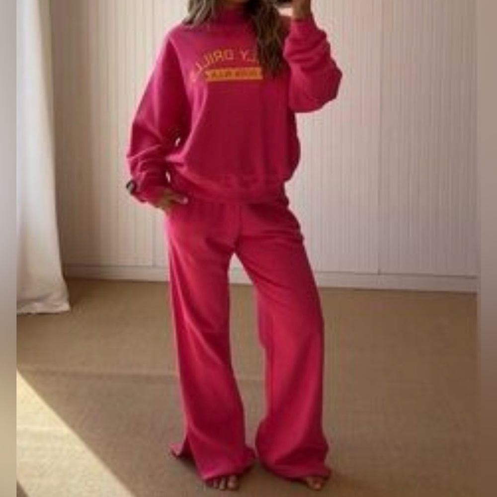 NWT Daily Drills Wide Leg Sweatpants Hotshot XS/S